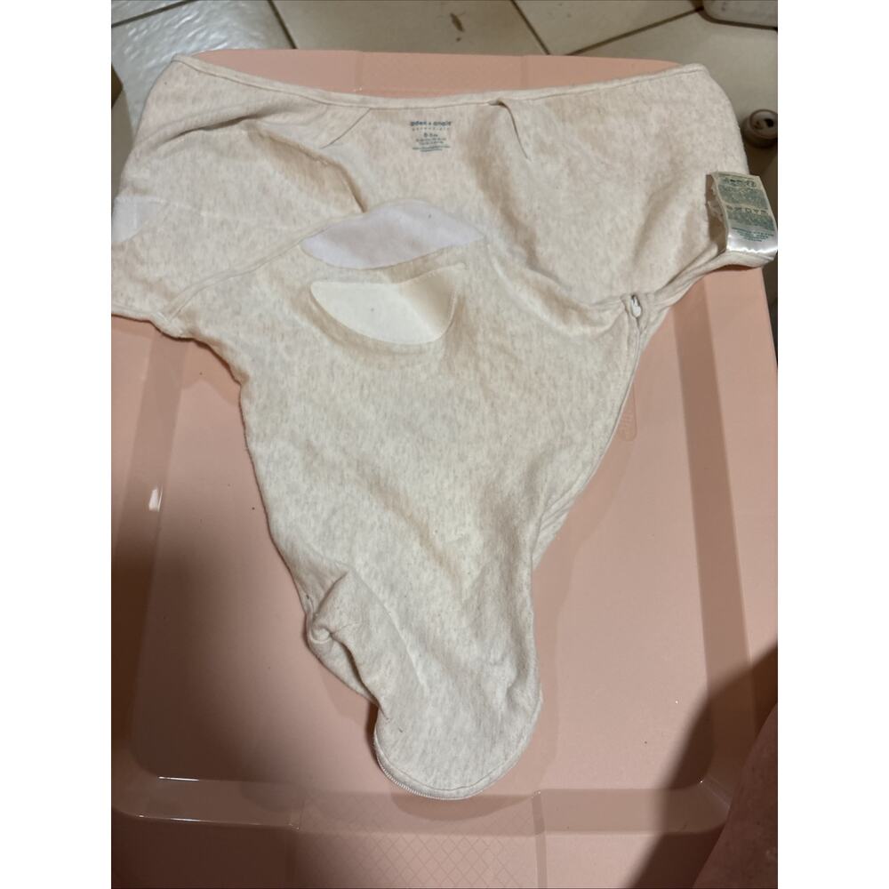 aden + anais essentials Easy Zipless Swaddle Wrap. 0-3 Months